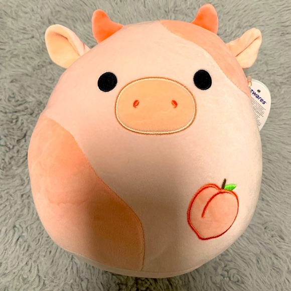Squishmallows Other - Squishmallows 8” lilaz peach cow